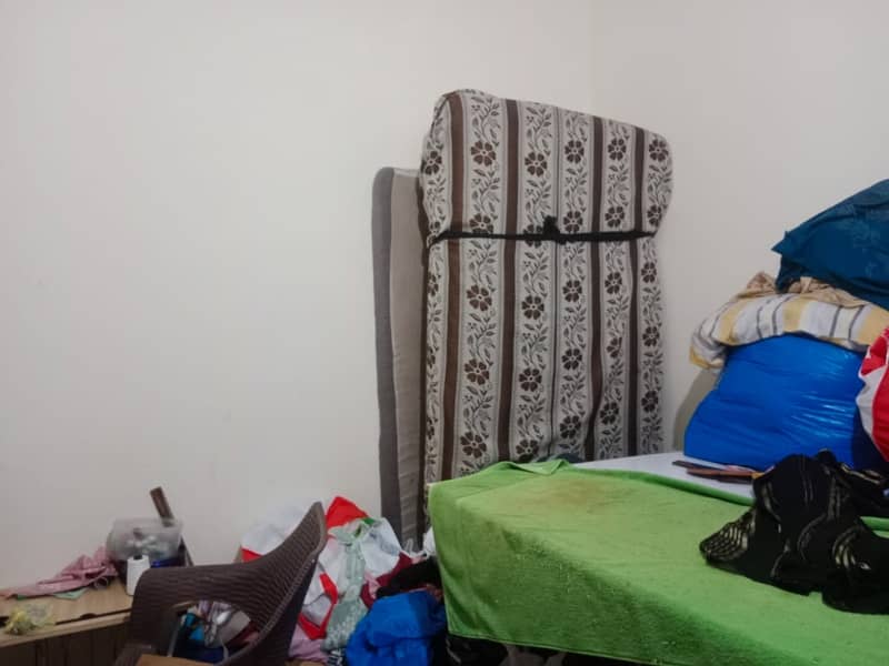 10 Marla Upper Portion In Central Allama Iqbal Town For Rent 8