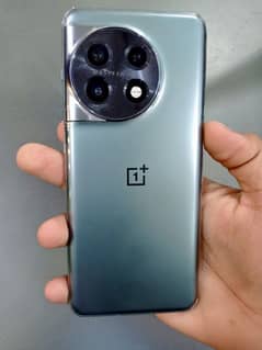 One Plus 11 5g 16/256 PTA