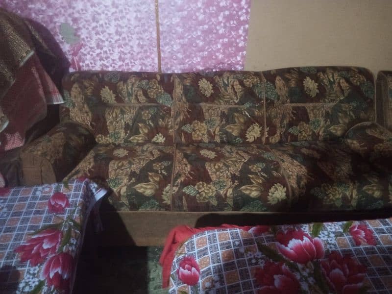 bed & sofa set 5