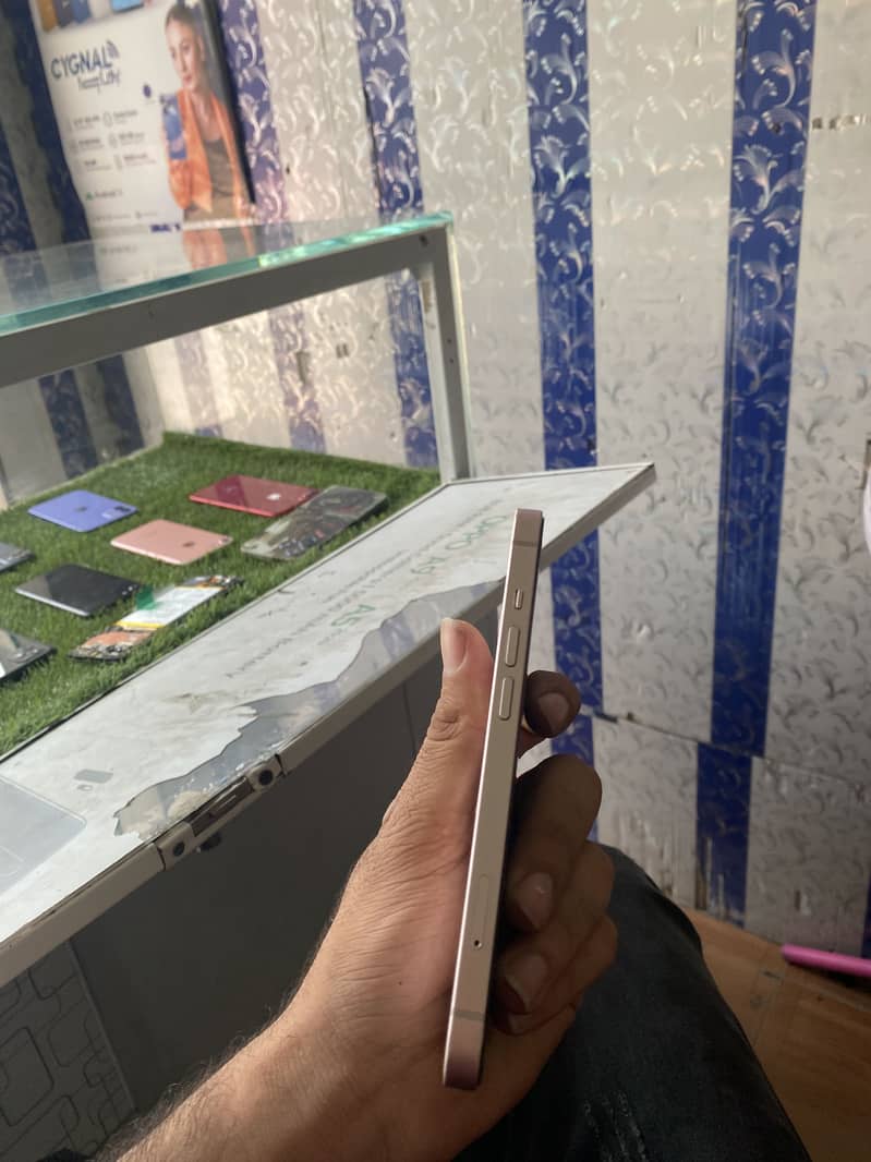 iPhone 13 128 GB JV water pack two months sim work 1