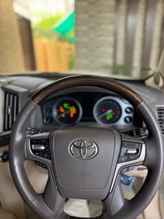 Toyota Land Cruiser 2018
