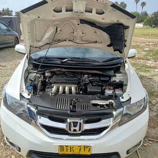 Honda City Aspire (1.5) 2021 equipped with wooden brand new interior 14
