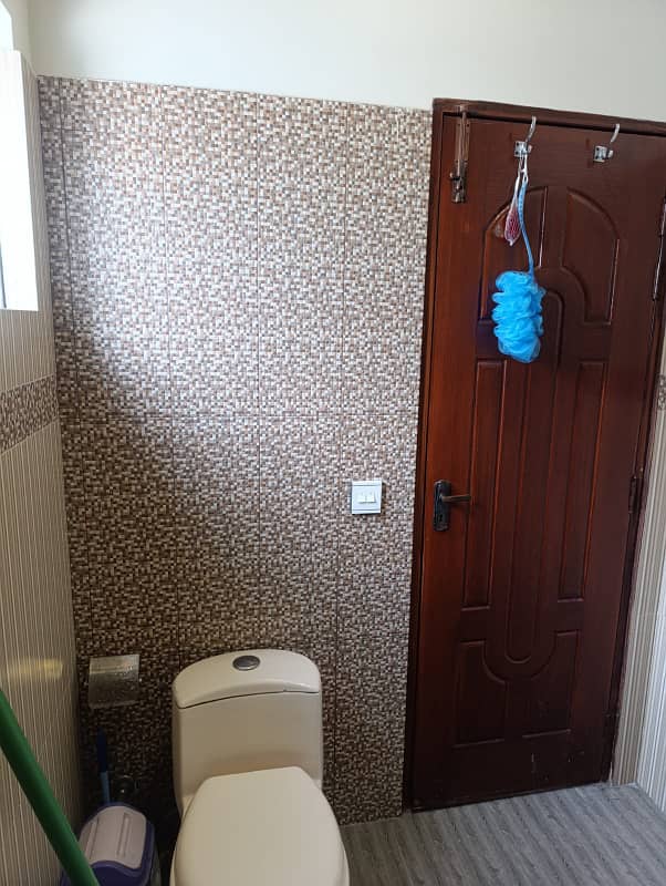 Top Location 01 Kanal Modern Design House For Rent In DHA Phase 2 Lahore. 8