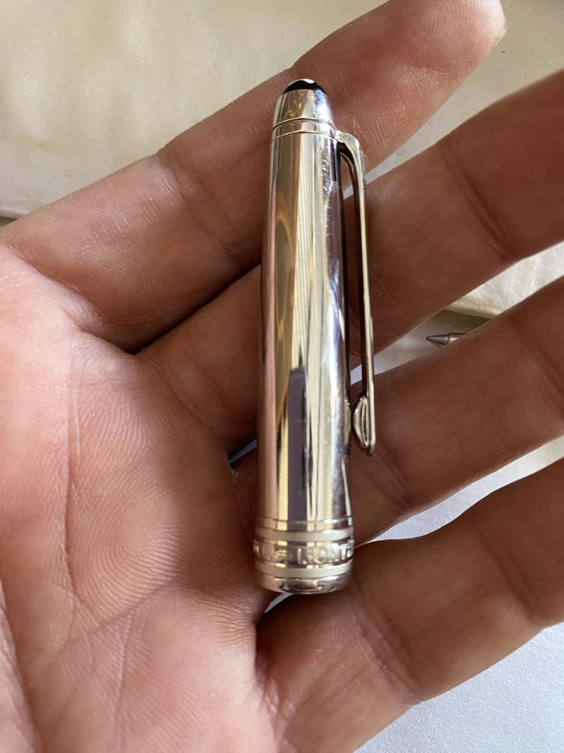 Montblanc Blue hour Roller ball pen 1