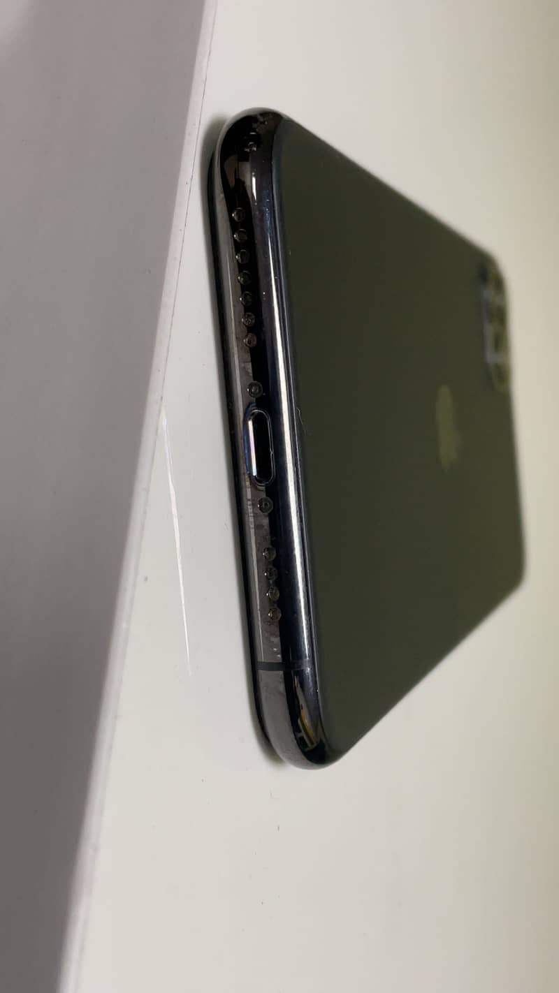 Iphone 11 pro max 0