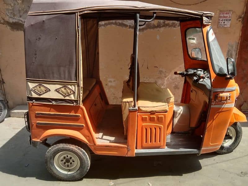 Sazgar Auto Rickshaw 4 stroke 2