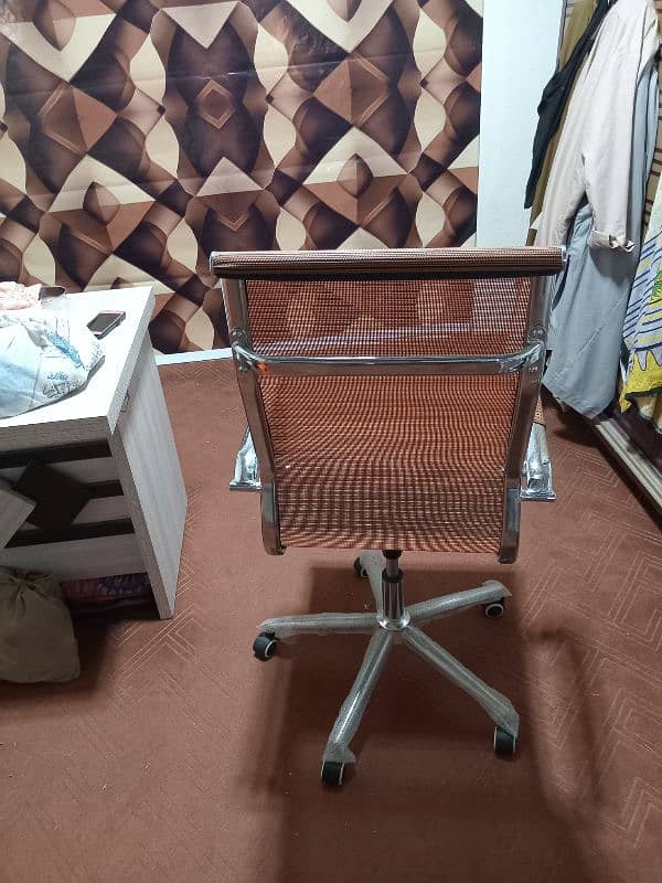 new imported  office chair steel fram call 0300 8811919 6
