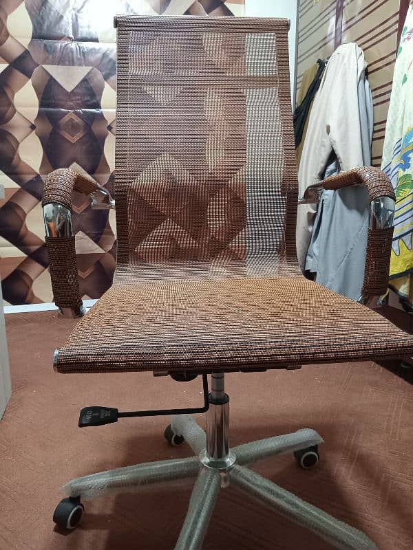 new imported  office chair steel fram call 0300 8811919 8
