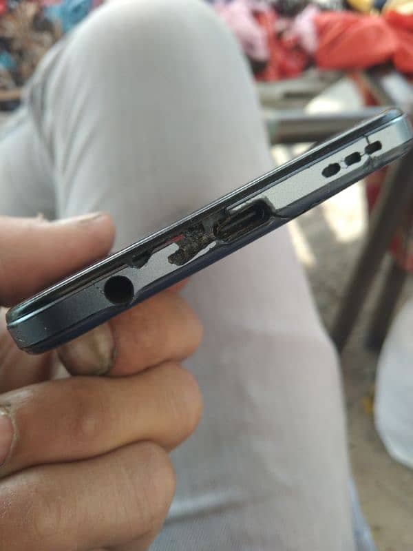 oppo F 17 2