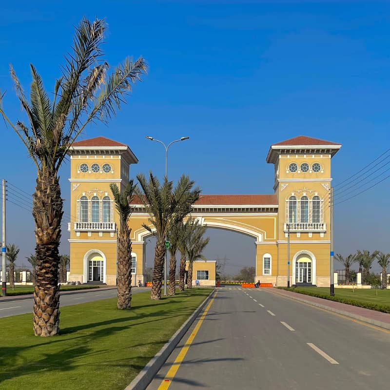 5 Marla Good Location Plot For Sale 0