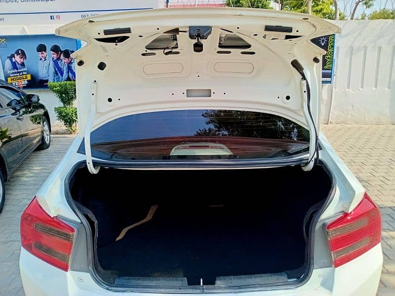 Honda City Aspire 2016 9