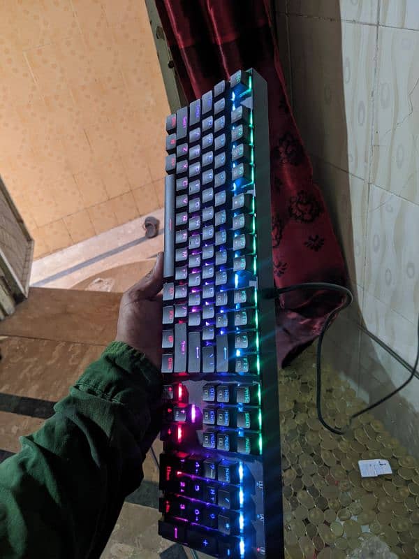 Redragon K551 RGB-1 Mechanical Keyboard 0