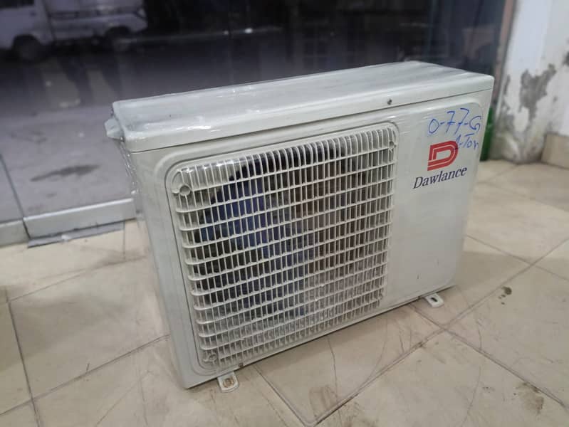 Dawlance 1 ton dc inverter D06UC year warranty(0306=4462/443)classset 5