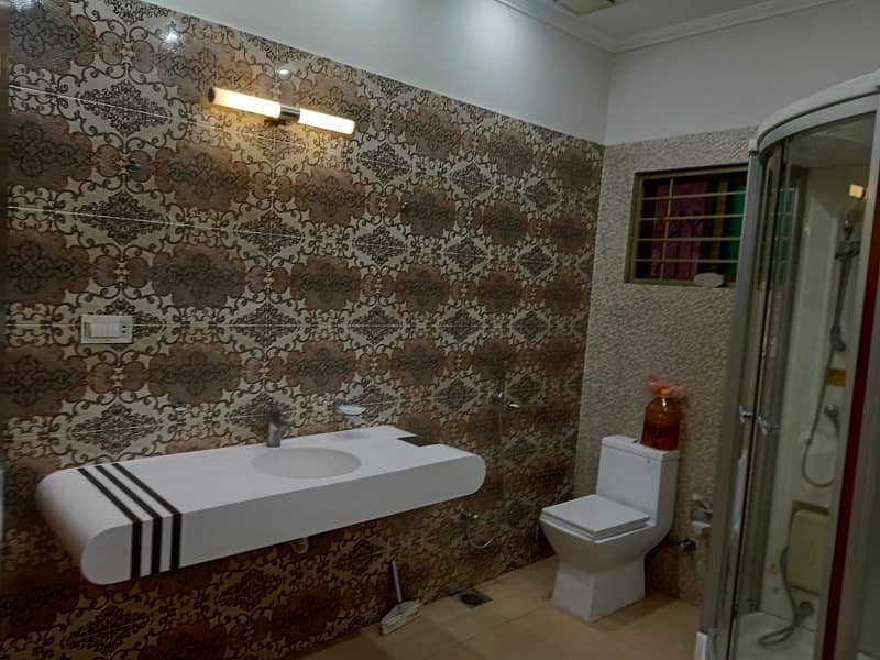 01 Kanal Slightly Used Modern Design House For Rent In DHA Phase 2 Lahore. 7