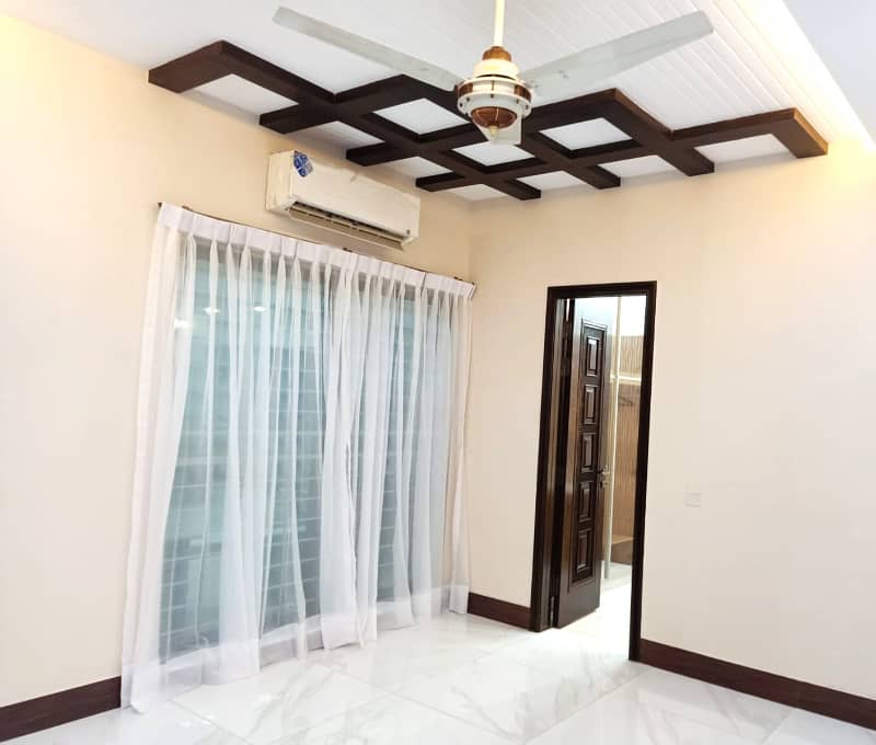 01 Kanal Slightly Used Modern Design House For Rent In DHA Phase 2 Lahore. 18