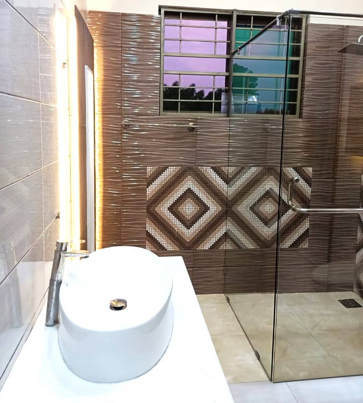 01 Kanal Slightly Used Modern Design House For Rent In DHA Phase 2 Lahore. 23