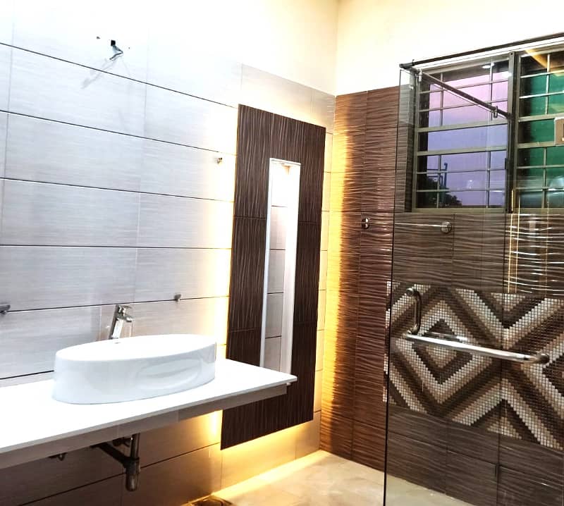 01 Kanal Slightly Used Modern Design House For Rent In DHA Phase 2 Lahore. 24