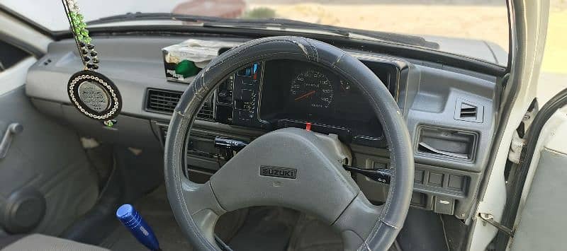 Suzuki Mehran VXR 2016 5