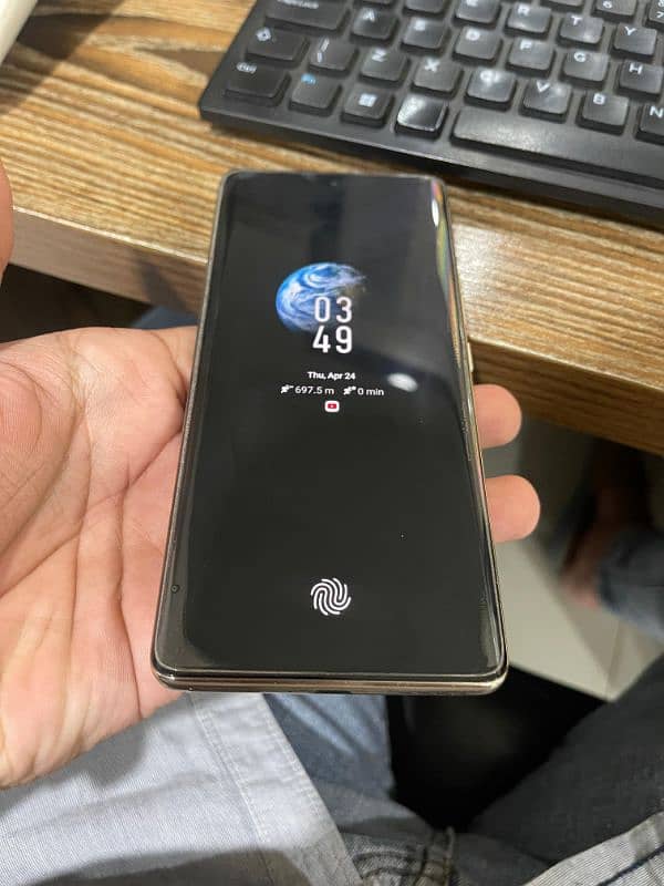 infinix zero 30  16gb / 256gb 1