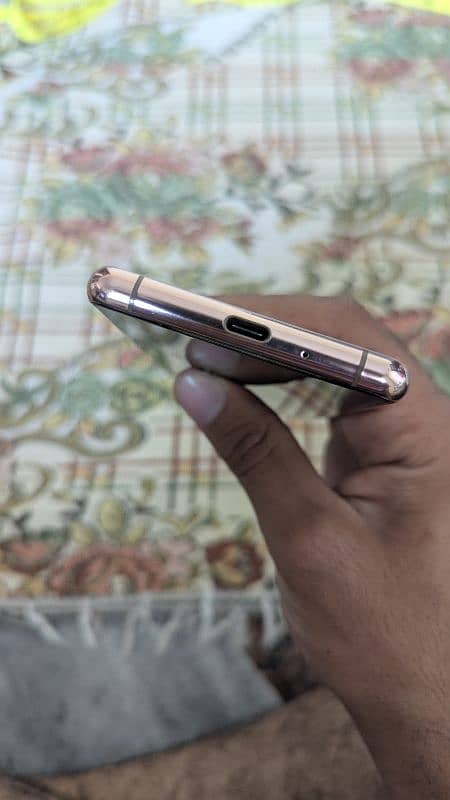 sony Experia 5 Mark 3 2