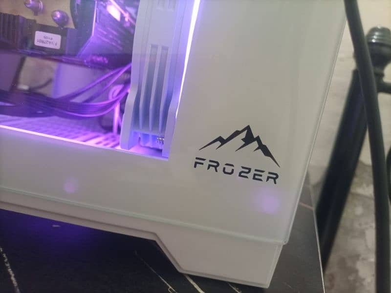 Almost New Gaming pc full setup 13