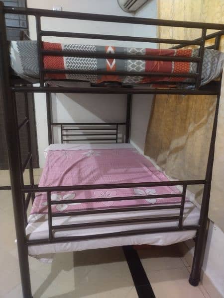 bunk bed with mattresses 0