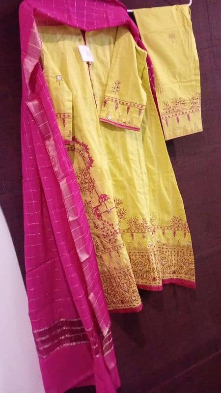 Almirah 3piece small medium semi formal 3