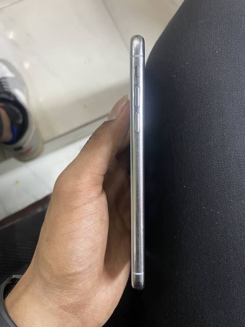 iPhone X 2