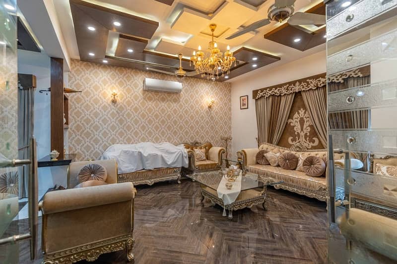 Modern 10 Marla Luxury House For Sale | Stylish Living At Its Best 4
