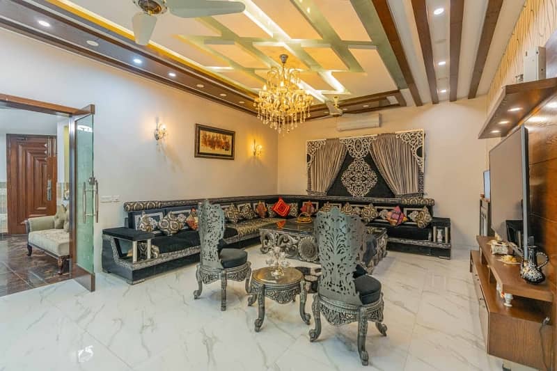 Modern 10 Marla Luxury House For Sale | Stylish Living At Its Best 14