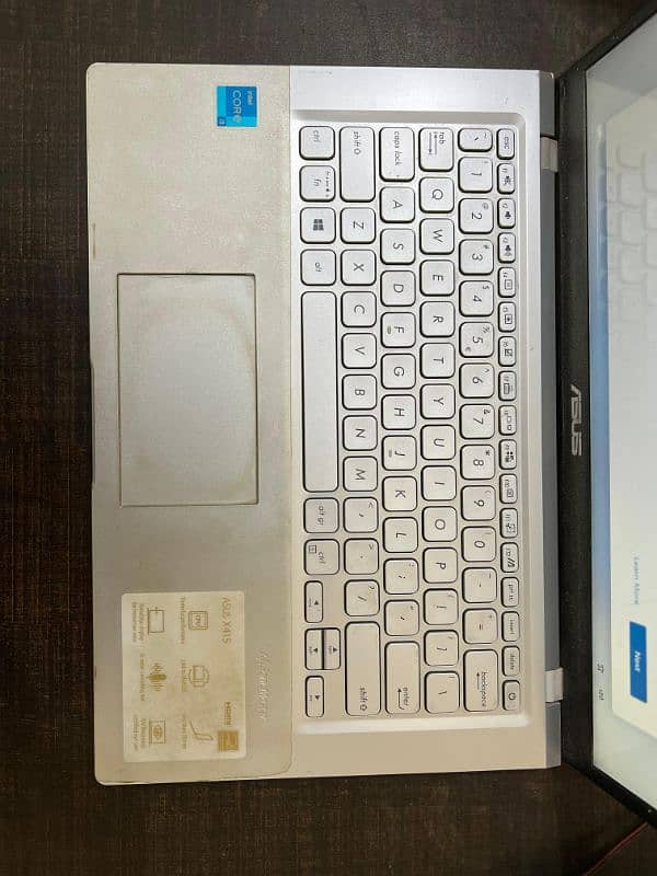 Asus VivoBook 4