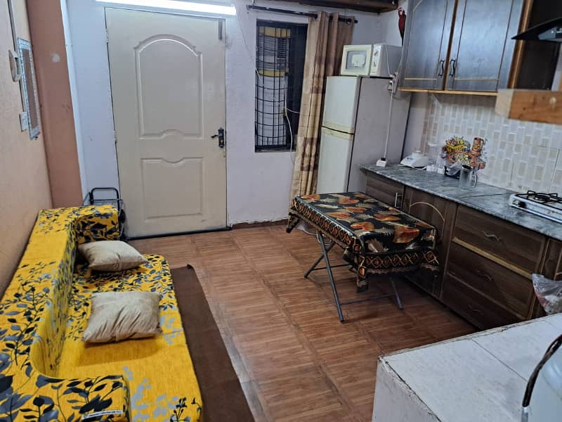 5 MARLA INDEPENDENT HOUSE FOR RENT IN JOHAR TOWN. 6