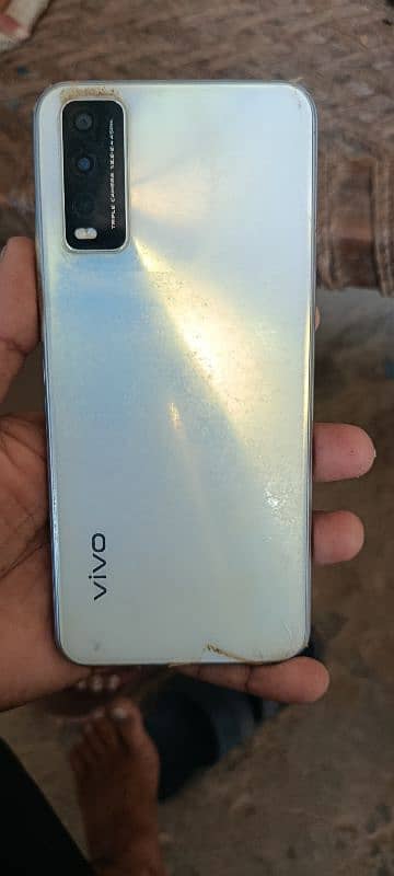 Vivo y20 3