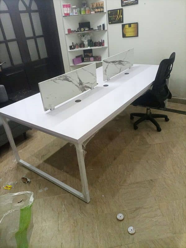 Computer table workstation Size 8x4 6 person Seating RS/-24500 9