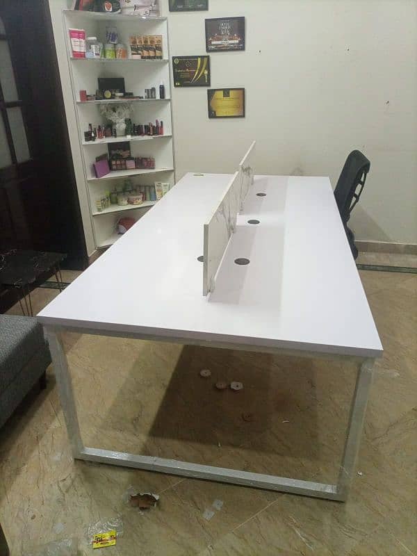 Computer table workstation Size 8x4 6 person Seating RS/-24500 10