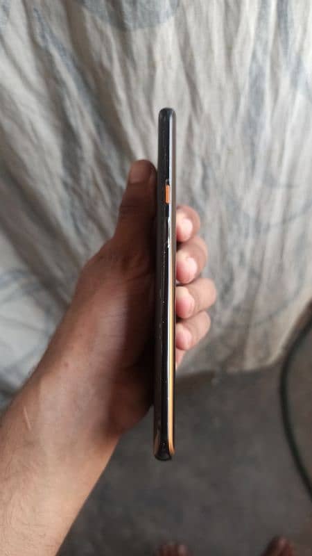 OnePlus 7t pro maclaren 4
