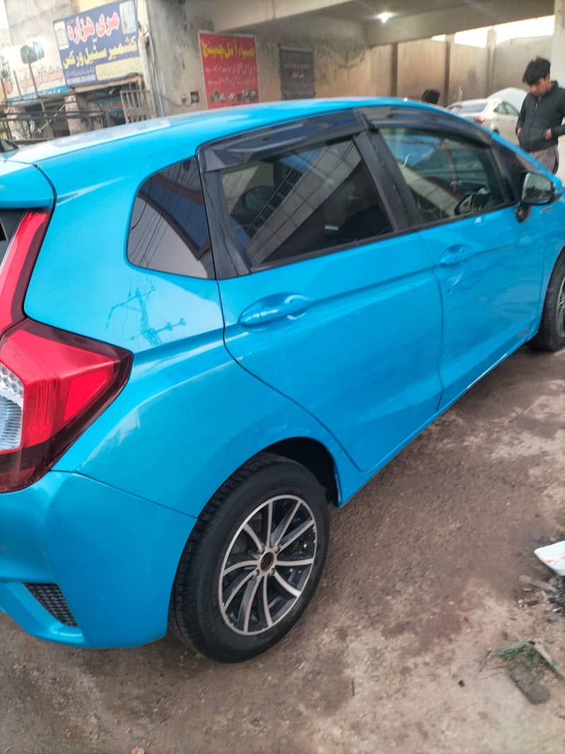 Honda Fit 1.5 Hybrid RS 2014 Model 2
