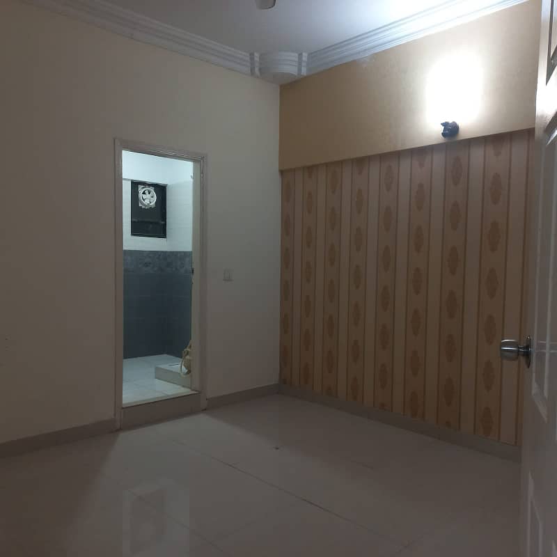 3 bed dd 1st apartment for rent 1400 sq feet DHA phase 5 Karachi 3