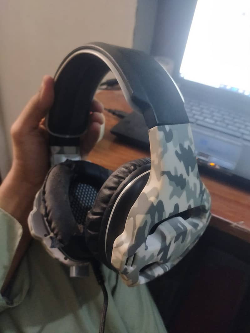 imported original branded headphones original not copy 2