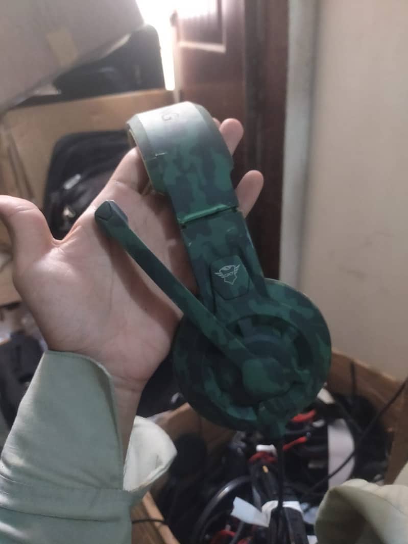 imported original branded headphones original not copy 6