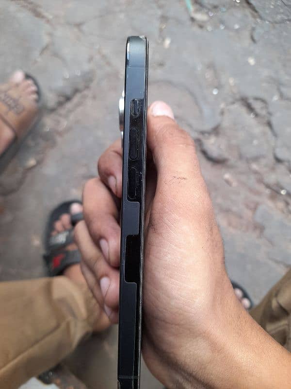 IPHONE 14pro 1