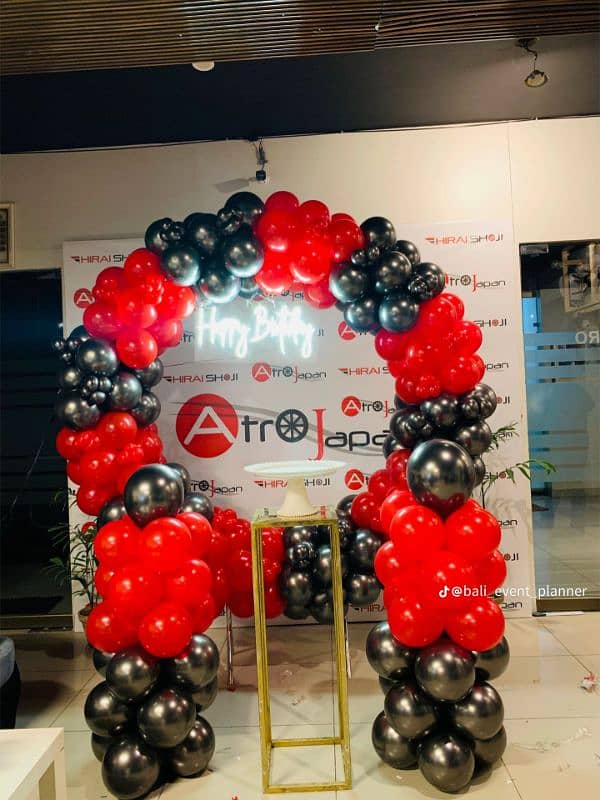 Balloon dacoration service Available 1
