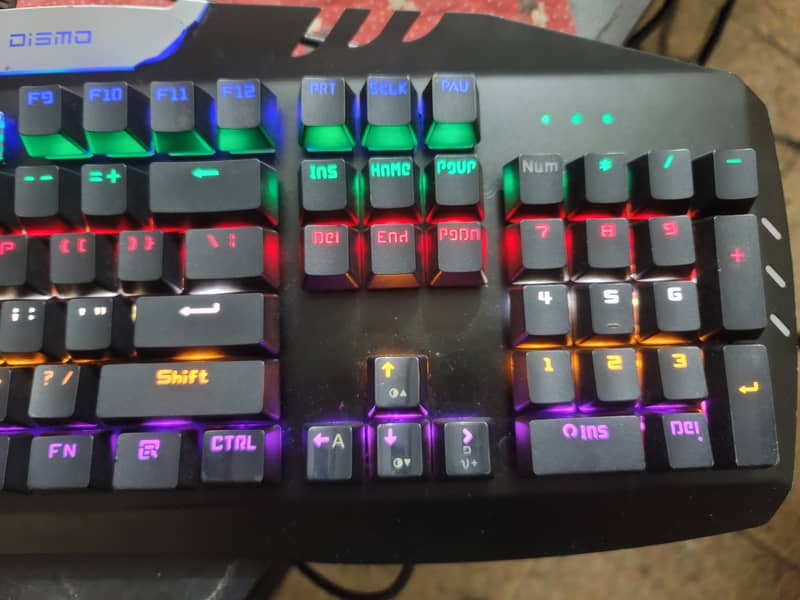 Gaming Mechanical Keyboard (Blue Switches) 3