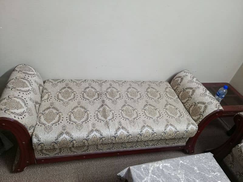 3 Dewan Sofas 2 Side table 1 Center table 1