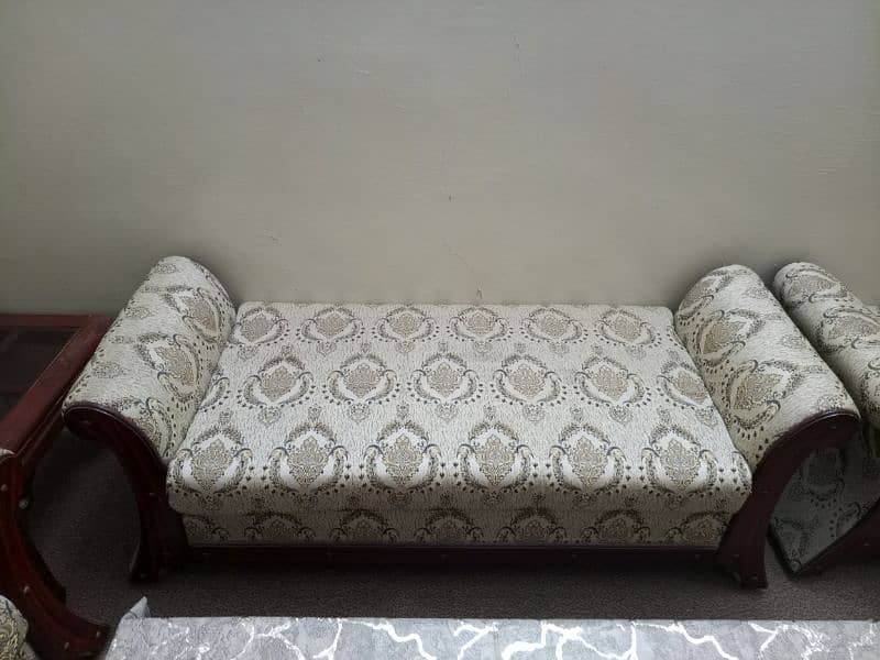 3 Dewan Sofas 2 Side table 1 Center table 2