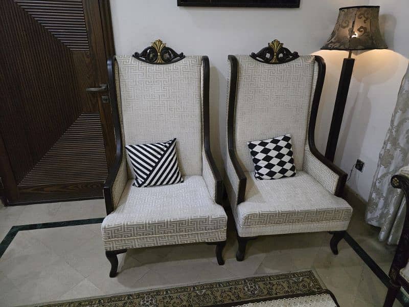 Sofa Chairs in very good condition 1