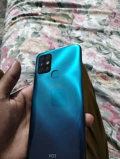 infinix Hot 10 4/64 good condition