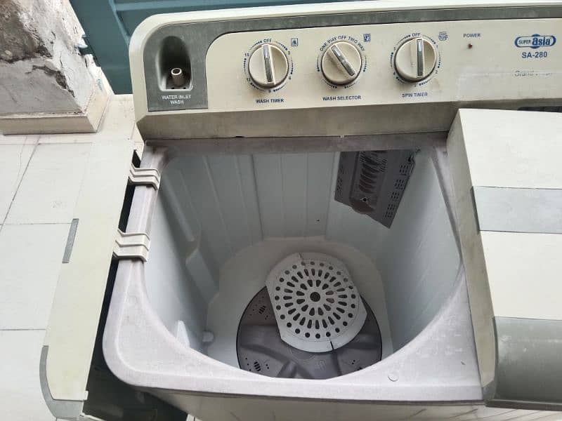 washing machine and dryer 0