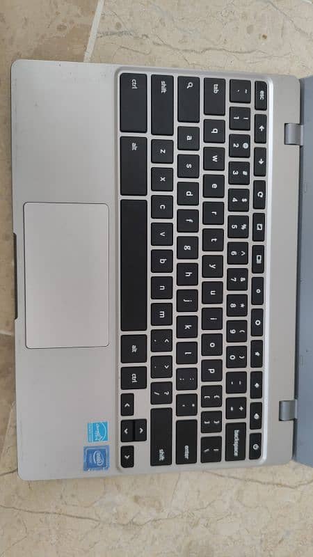 Samsung Chromebook slim latest model 3