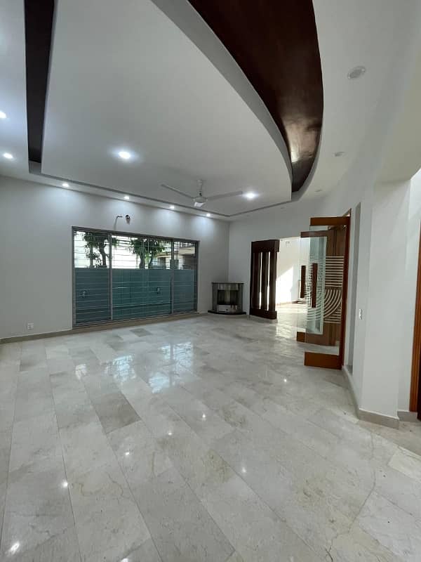 10 Marla house For Sale 12